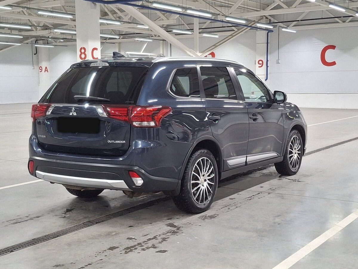 Mitsubishi Outlander с пробегом — 2017 год. Фото: #4