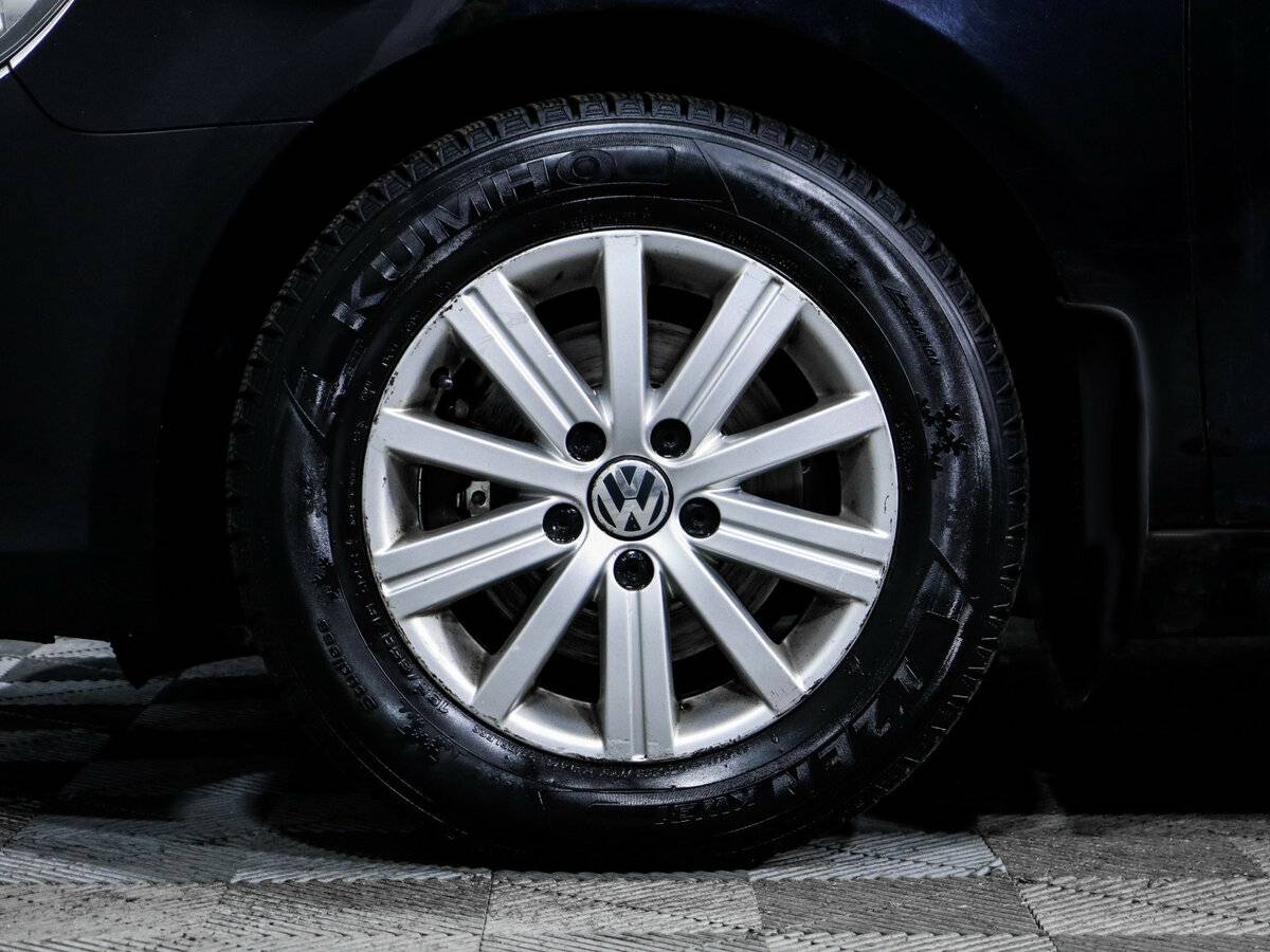 Volkswagen Golf с пробегом — 2012 год. Фото: #11