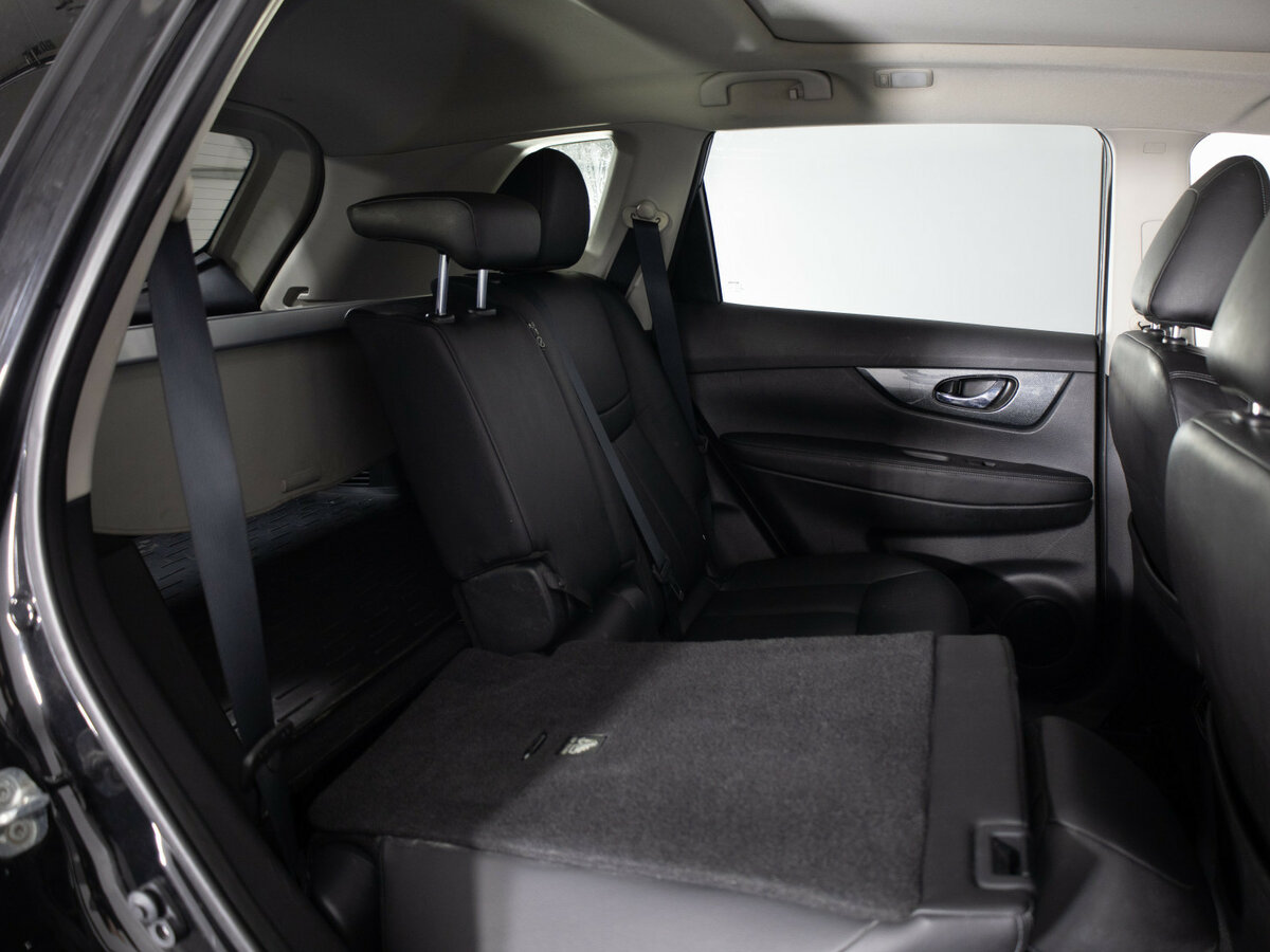 Nissan X-Trail с пробегом — 2015 год. Фото: #11