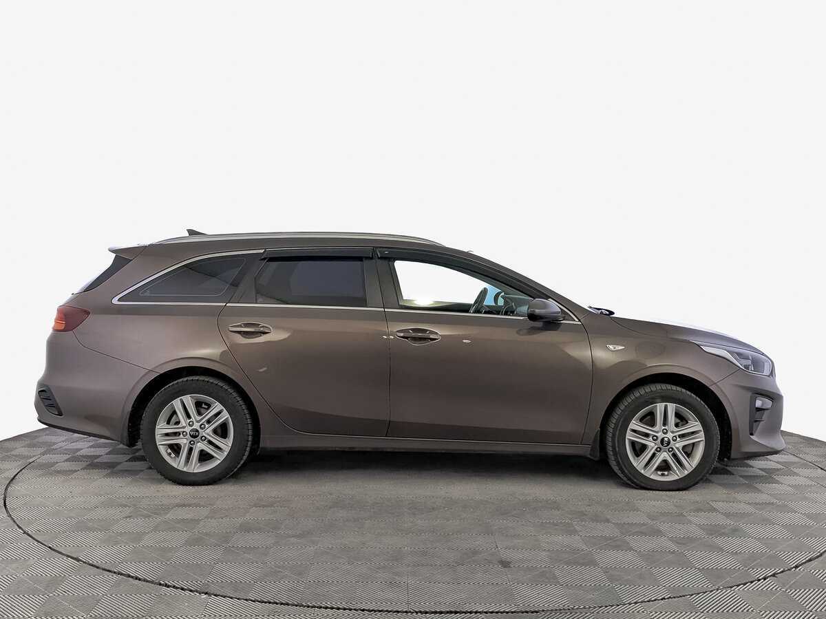 Kia Ceed с пробегом — 2021 год. Фото: #3