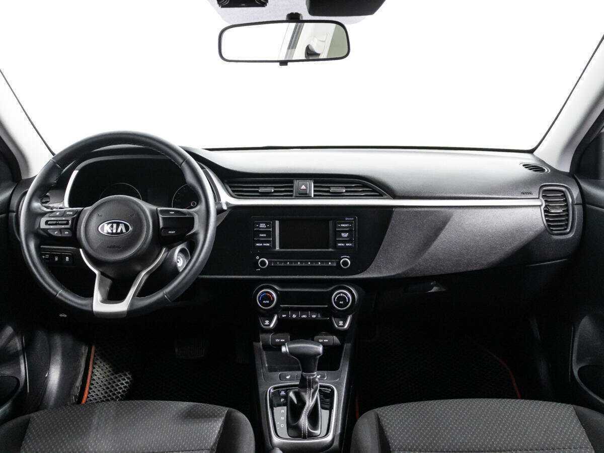 Kia Rio с пробегом — 2020 год. Фото: #12