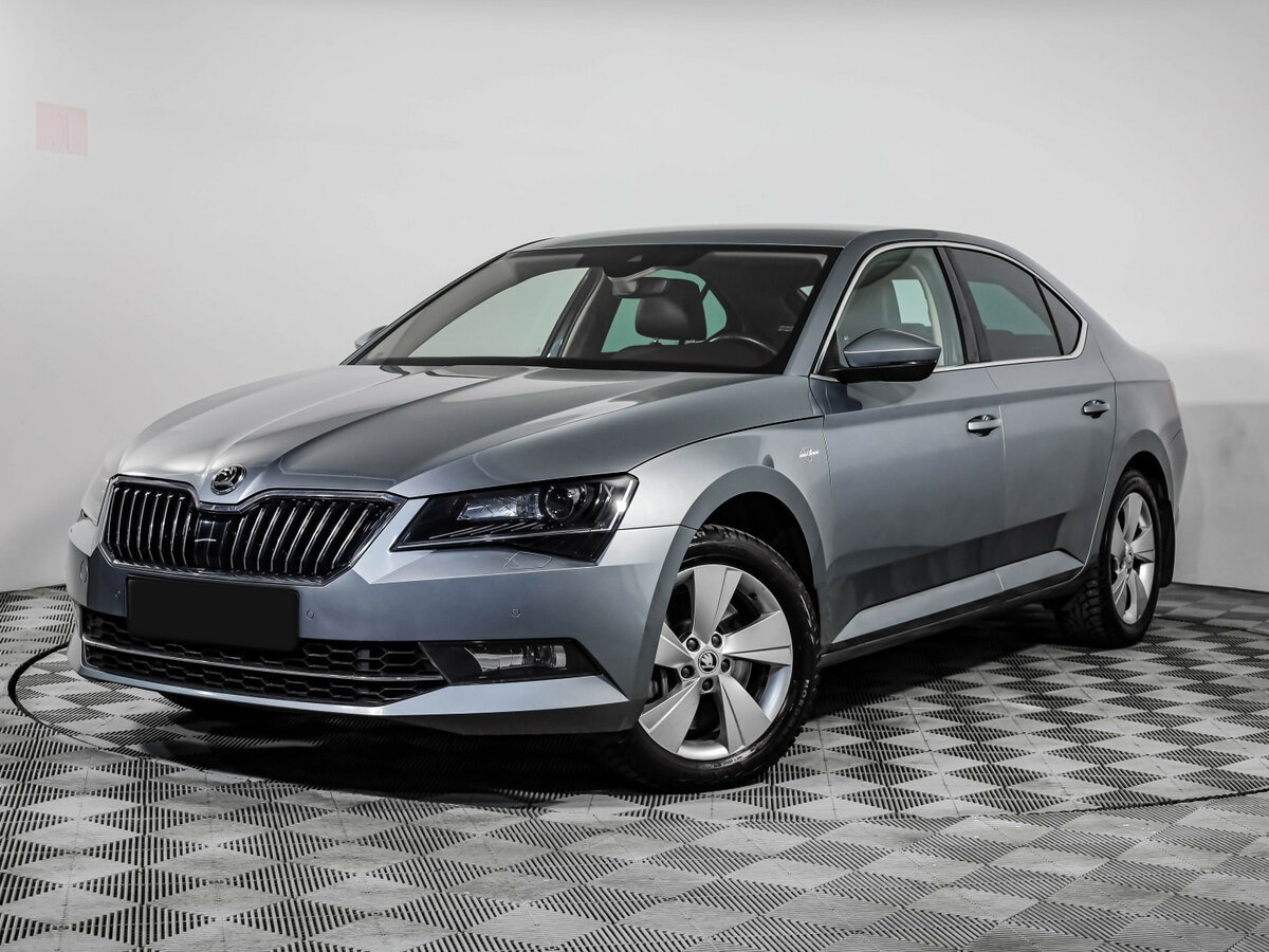 Skoda Superb с пробегом — 2016 год. Посмотреть фото