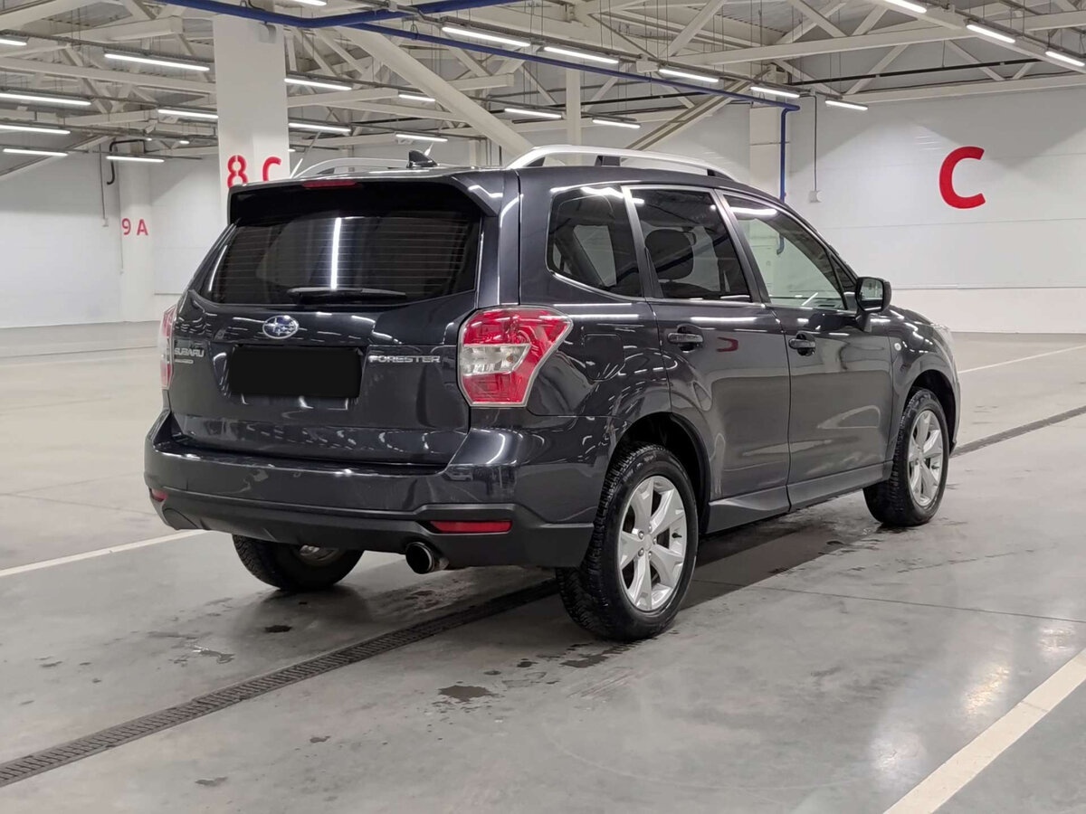 Subaru Forester с пробегом — 2015 год. Фото: #4