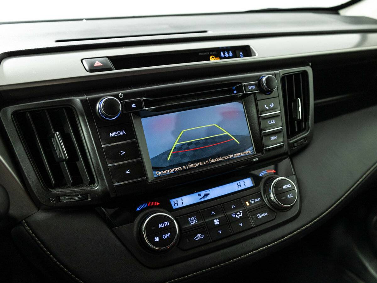 Toyota RAV4 с пробегом — 2016 год. Фото: #14
