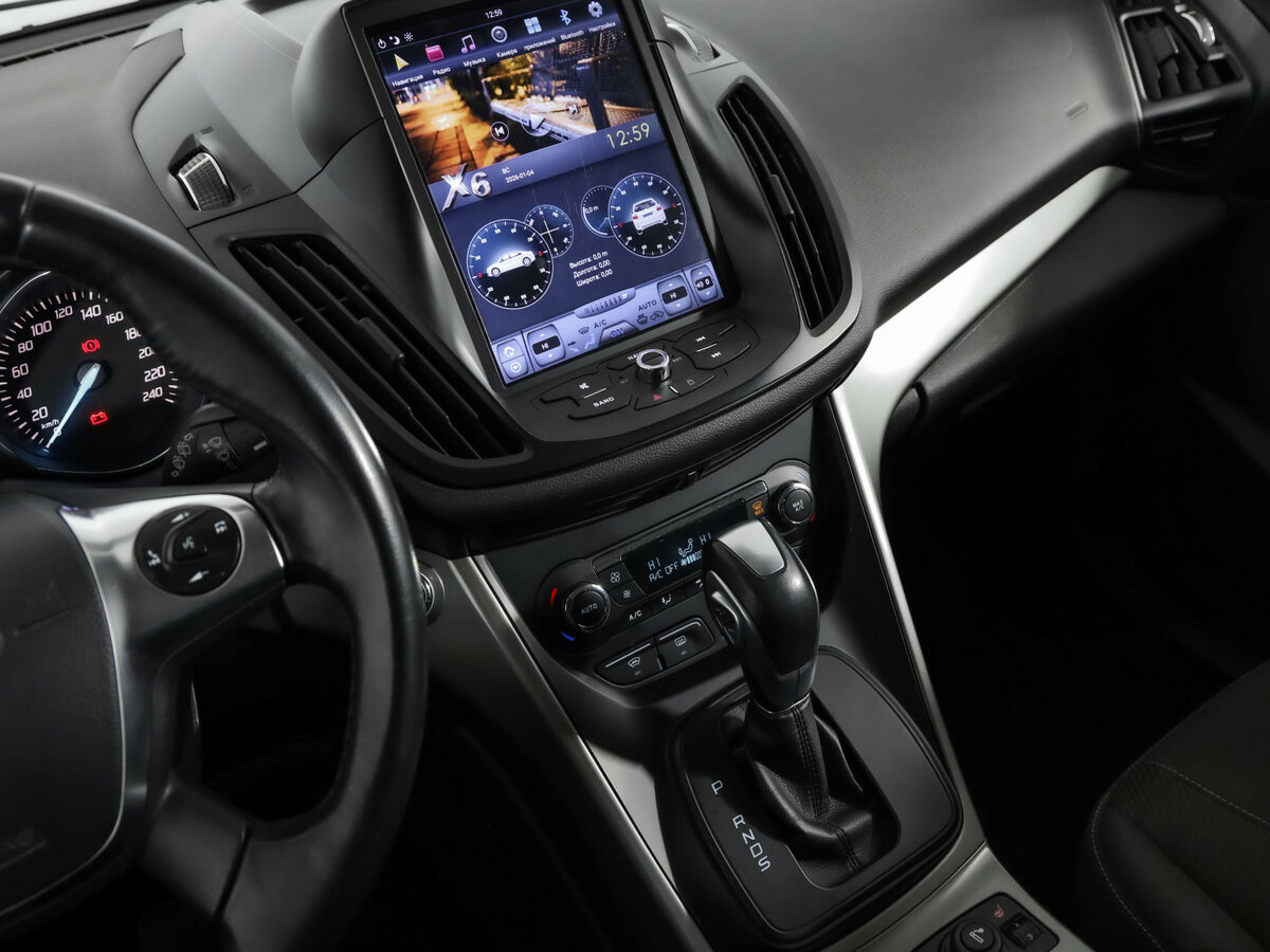 Ford Kuga с пробегом — 2015 год. Фото: #20