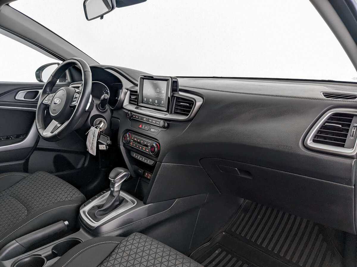 Kia Ceed с пробегом — 2018 год. Фото: #8