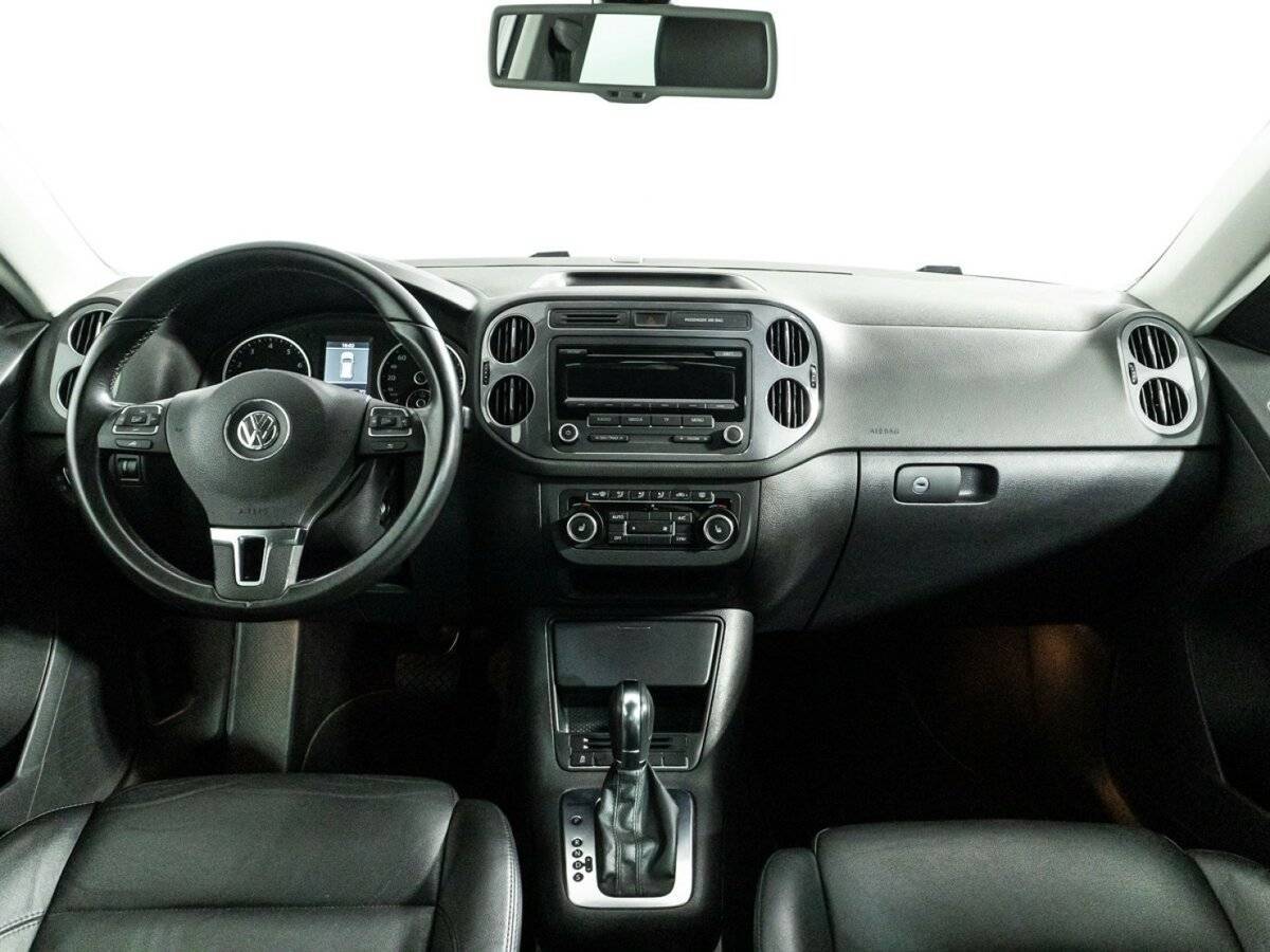 Volkswagen Tiguan с пробегом — 2012 год. Фото: #12