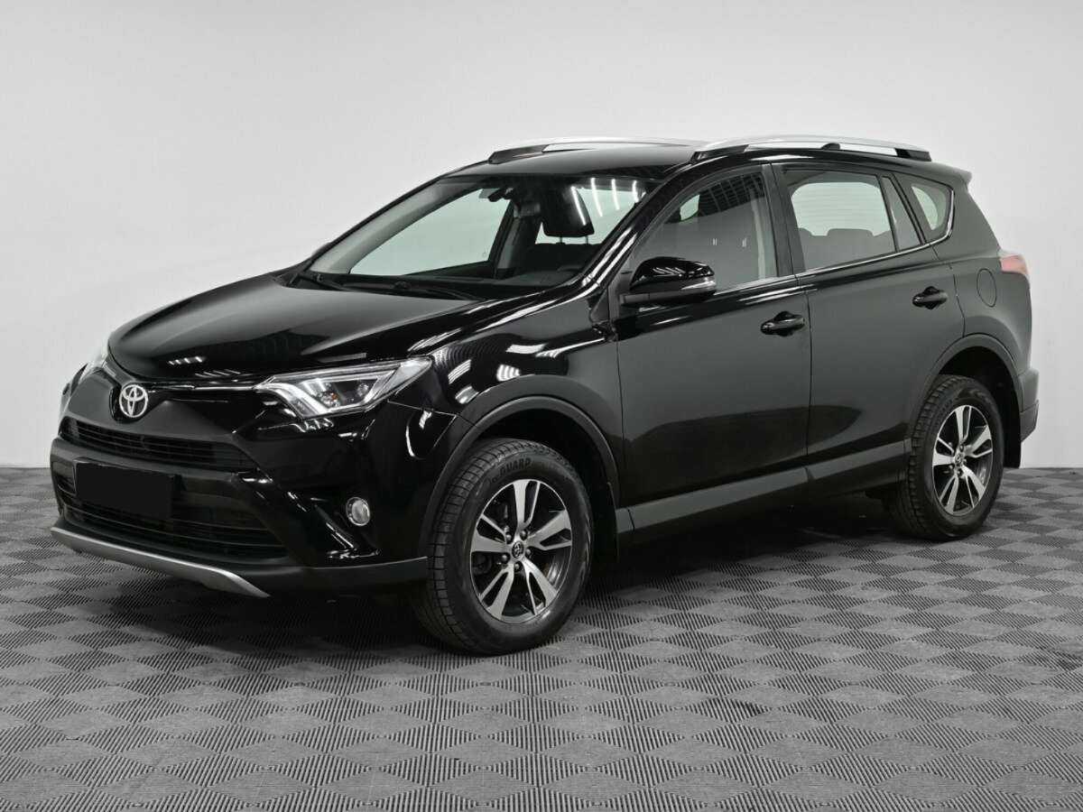 Toyota RAV4 с пробегом — 2018 год. Посмотреть фото