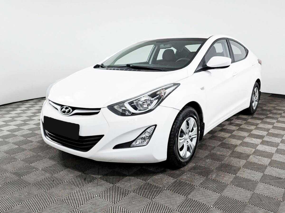 Hyundai Elantra с пробегом — 2015 год. Посмотреть фото