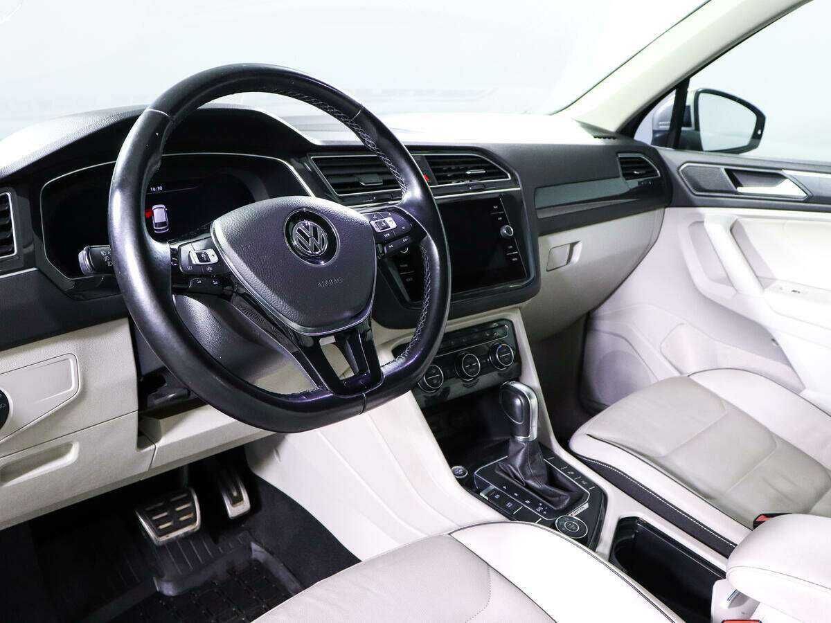 Volkswagen Tiguan с пробегом — 2018 год. Фото: #13