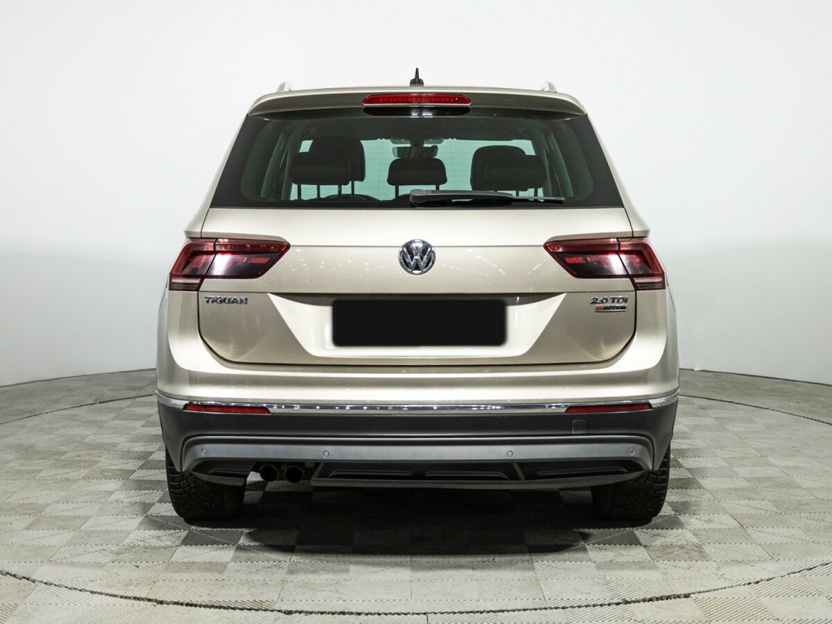 Volkswagen Tiguan с пробегом — 2017 год. Фото: #5