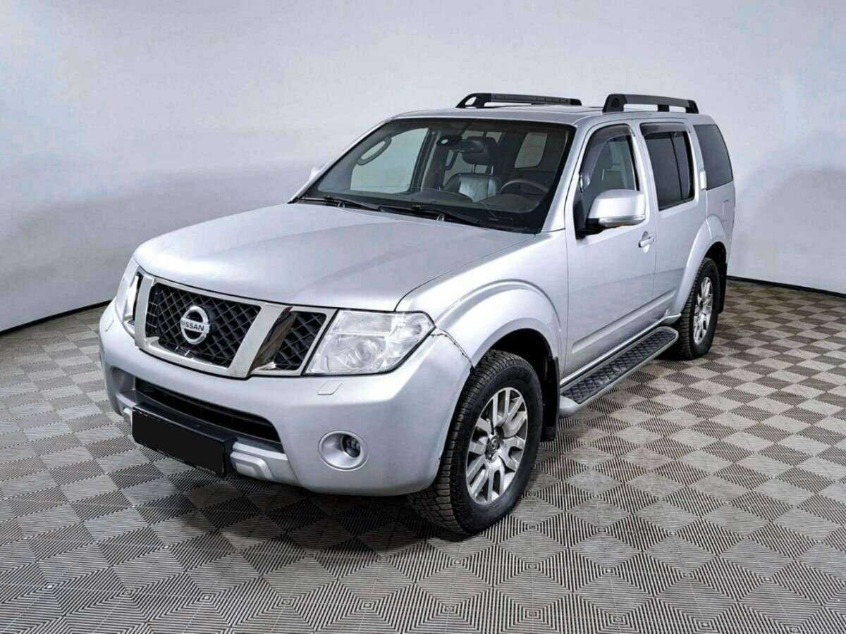 Nissan Pathfinder с пробегом — 2012 год. Посмотреть фото