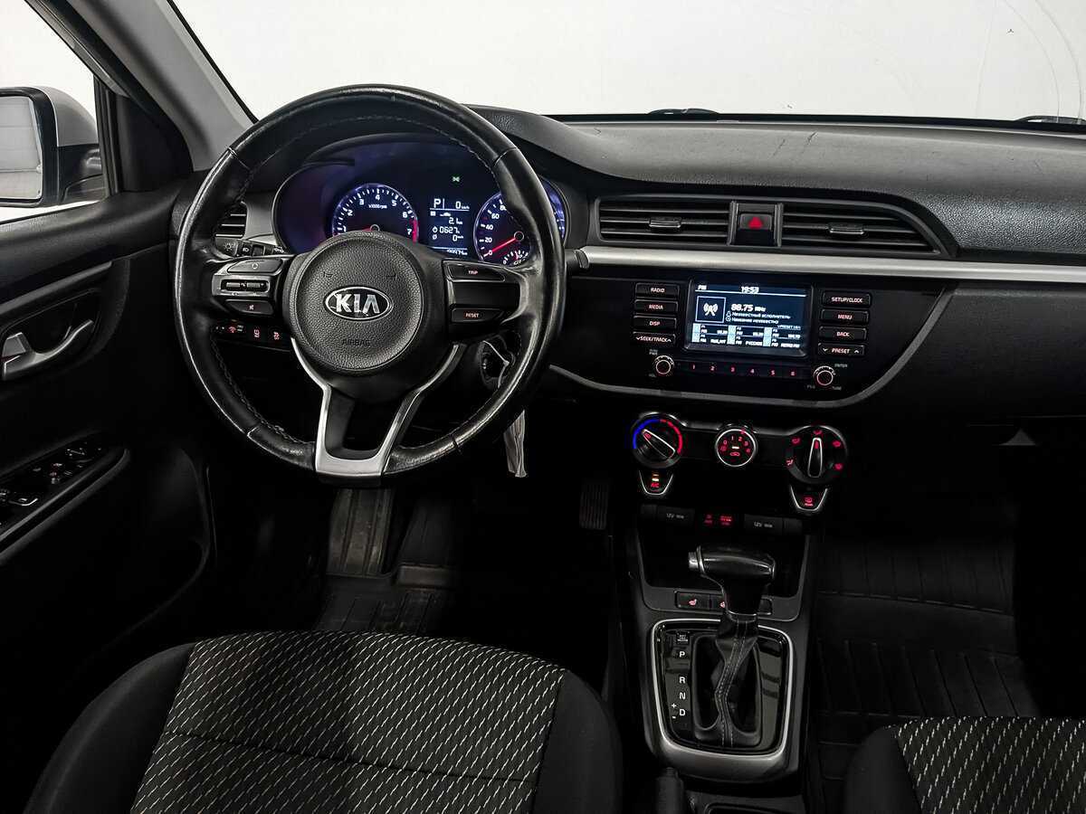 Kia Rio с пробегом — 2020 год. Фото: #25