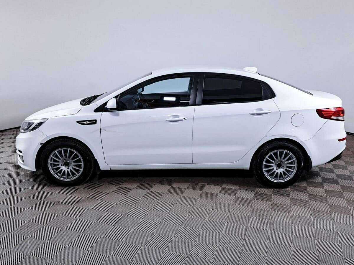 Kia Rio с пробегом — 2017 год. Фото: #7