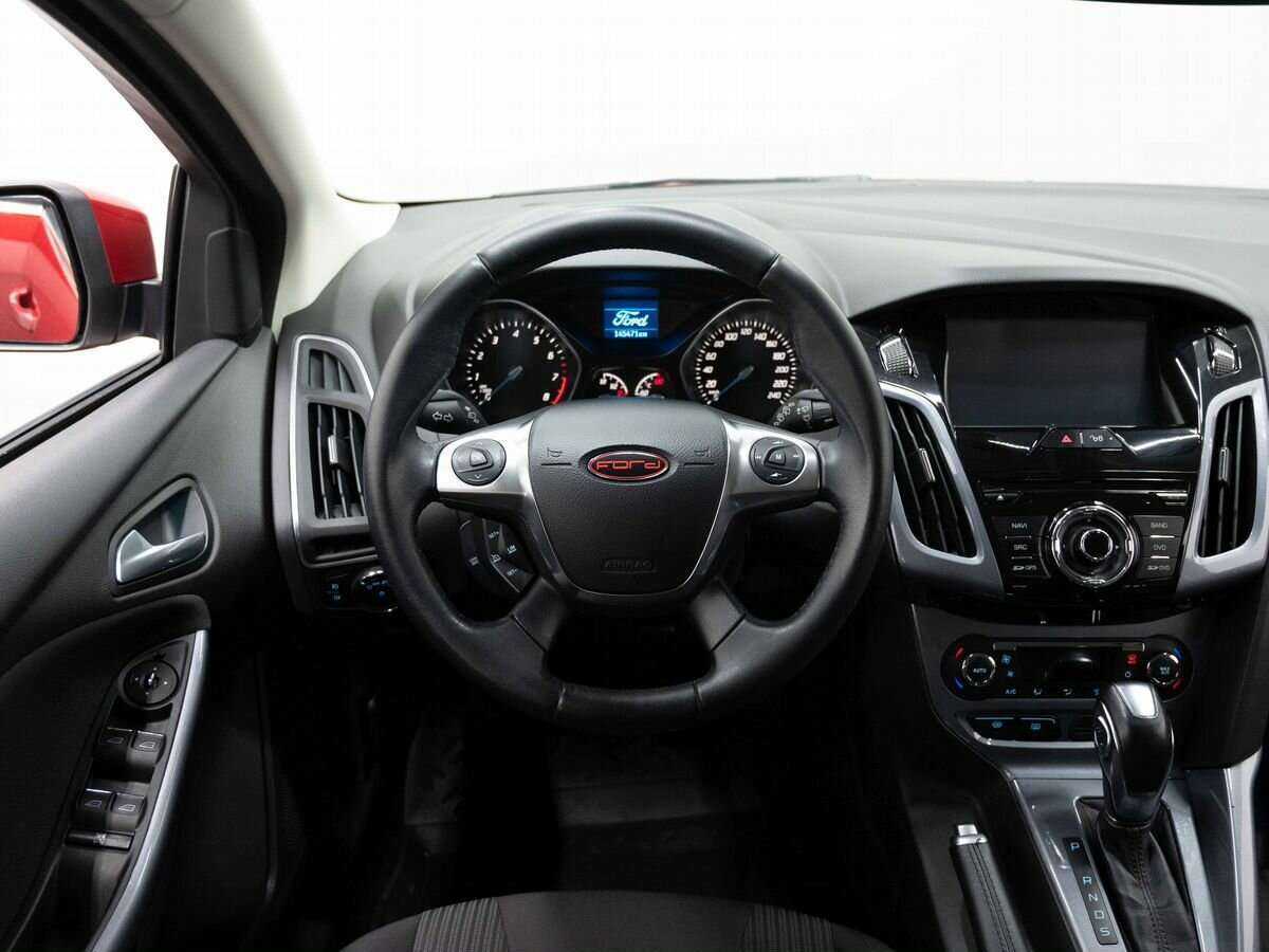 Ford Focus с пробегом — 2014 год. Фото: #13
