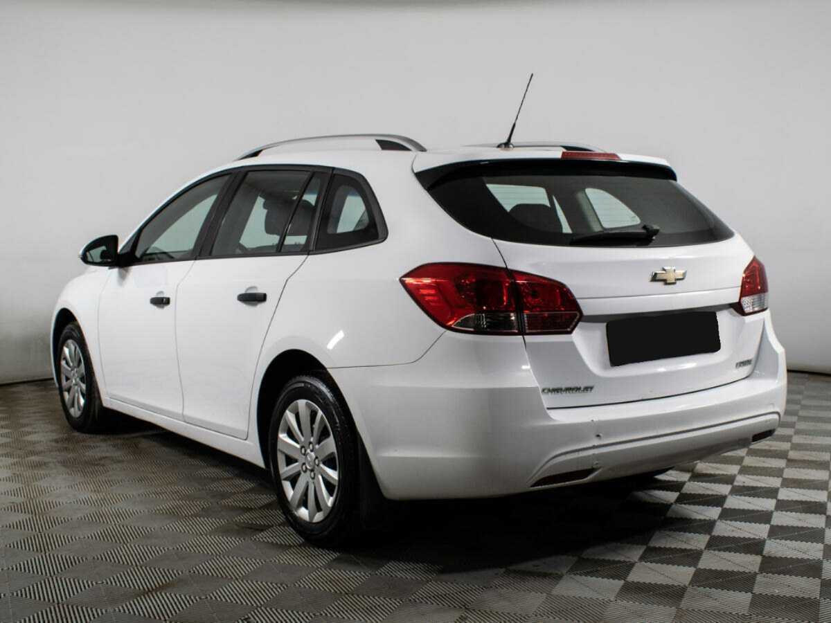 Chevrolet Cruze с пробегом — 2014 год. Фото: #6