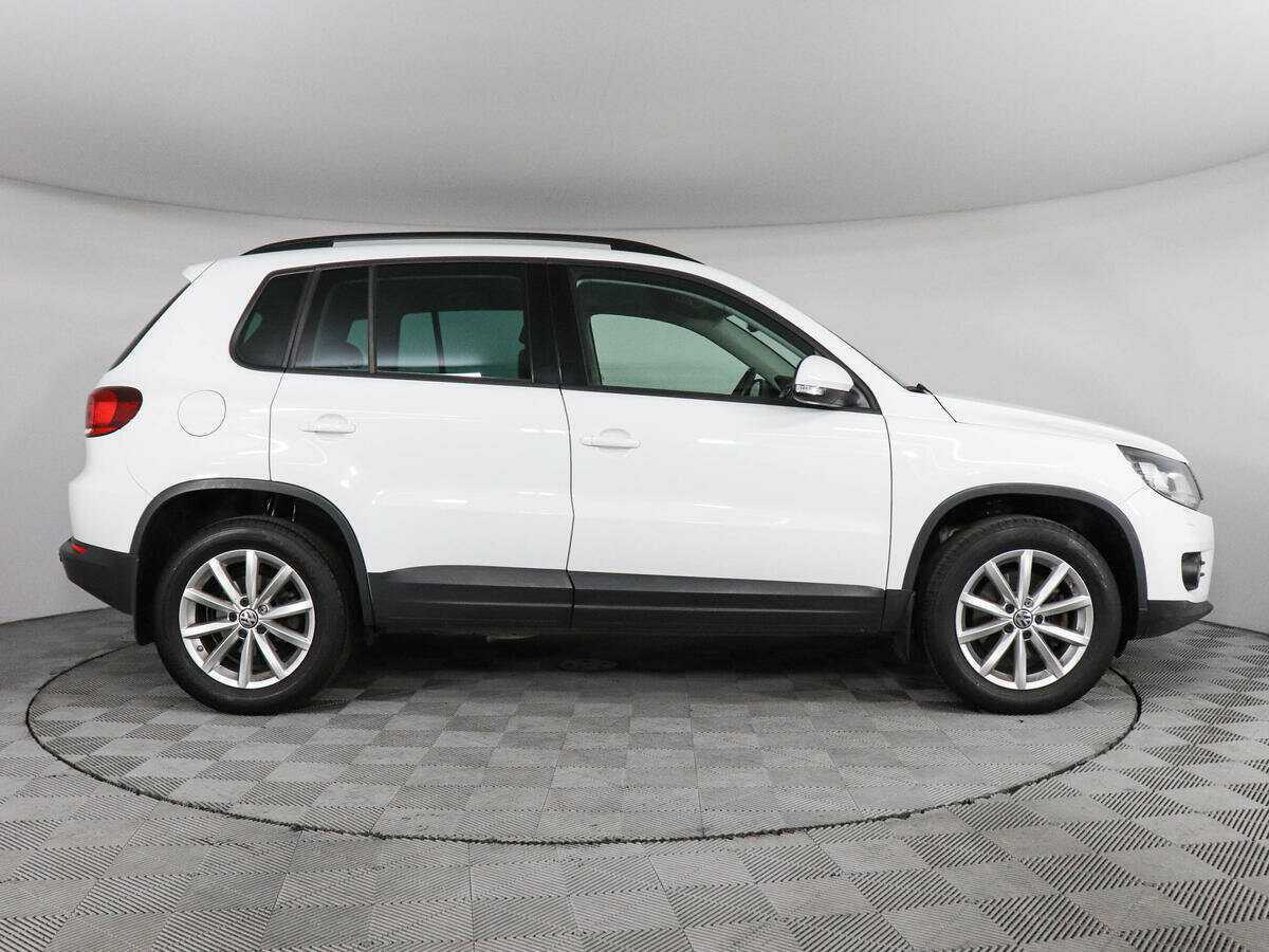 Volkswagen Tiguan с пробегом — 2016 год. Фото: #3