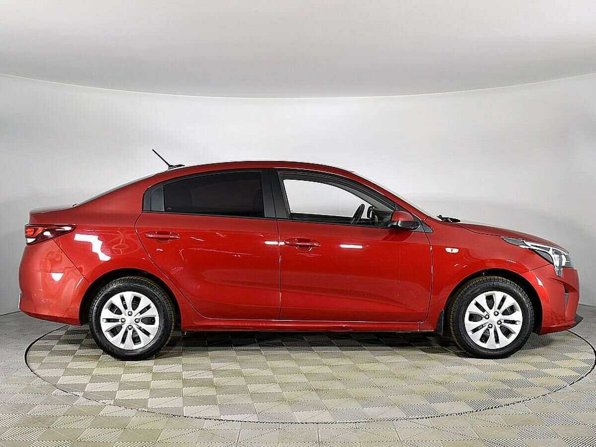 Kia Rio с пробегом — 2020 год. Фото: #4
