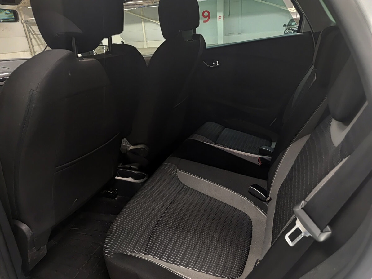Renault Kaptur с пробегом — 2017 год. Фото: #11