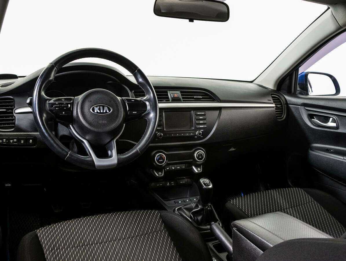 Kia Rio с пробегом — 2017 год. Фото: #8