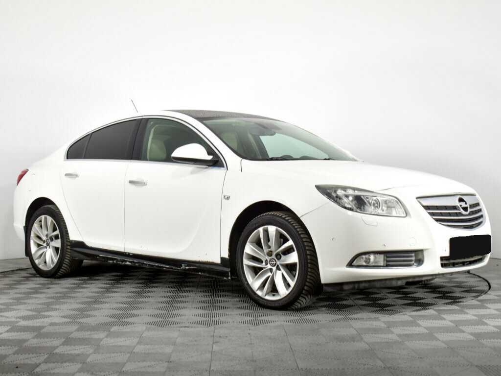 Opel Insignia с пробегом — 2012 год. Фото: #2