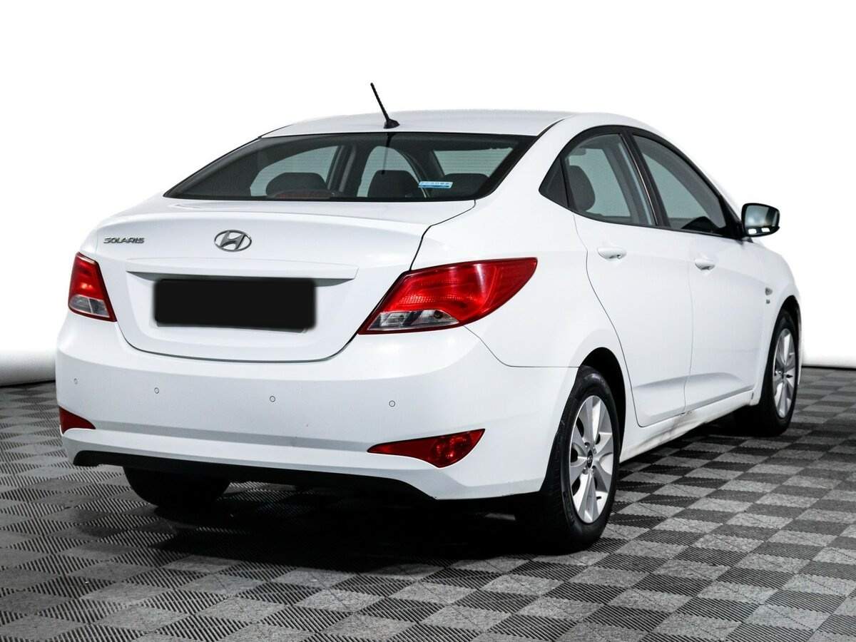 Hyundai Solaris с пробегом — 2016 год. Фото: #3