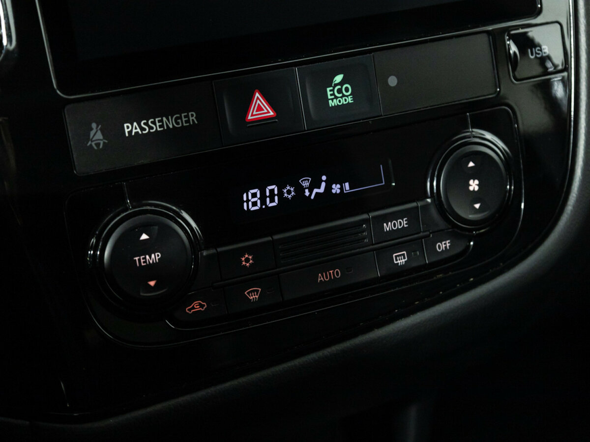 Mitsubishi Outlander с пробегом — 2022 год. Фото: #11