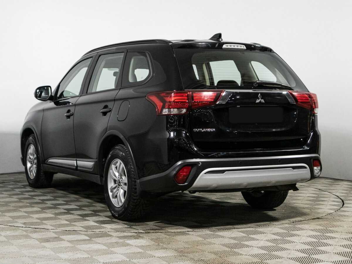 Mitsubishi Outlander с пробегом — 2021 год. Фото: #5