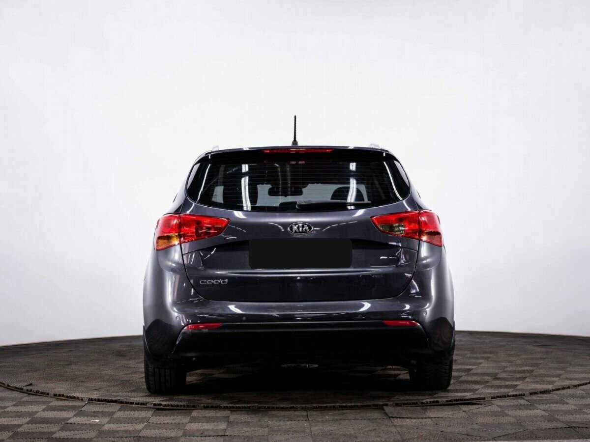 Kia Ceed с пробегом — 2015 год. Фото: #4
