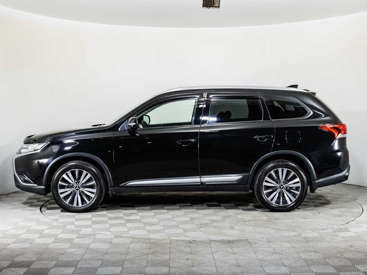 Mitsubishi Outlander с пробегом — 2019 год. Фото: #7