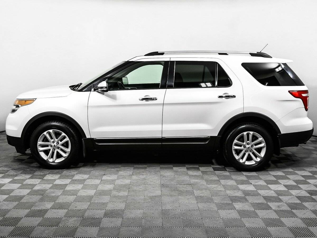 Ford Explorer с пробегом — 2012 год. Фото: #7
