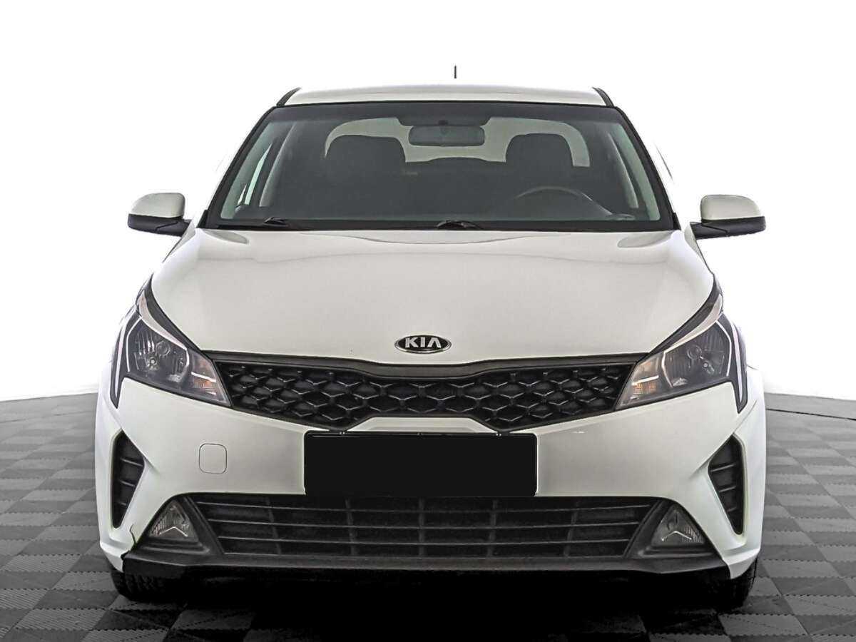 Kia Rio с пробегом — 2020 год. Фото: #1
