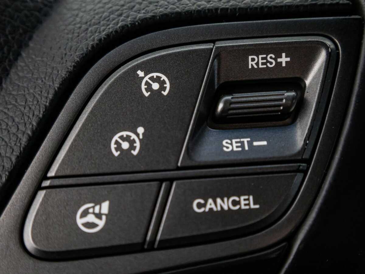 Hyundai Santa Fe с пробегом — 2013 год. Фото: #12