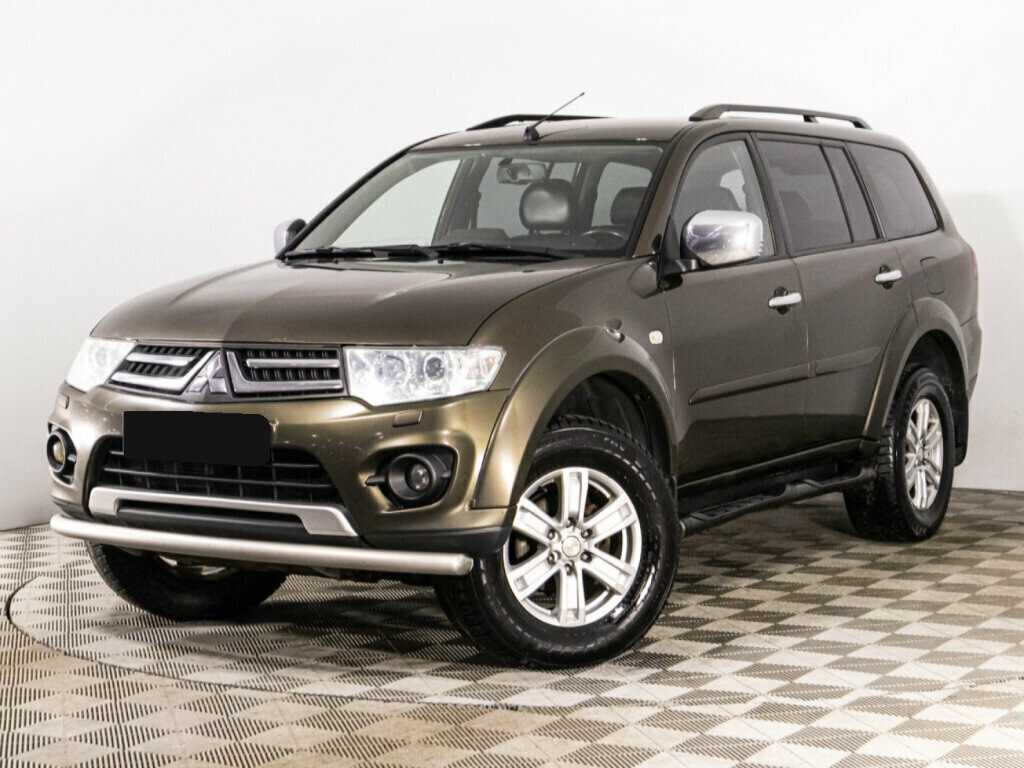 Mitsubishi Pajero Sport с пробегом — 2014 год. Посмотреть фото