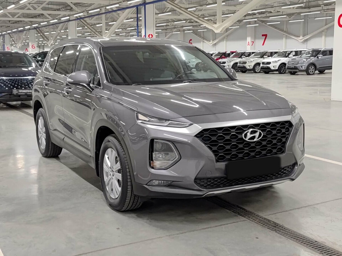 Hyundai Santa Fe с пробегом — 2019 год. Фото: #2