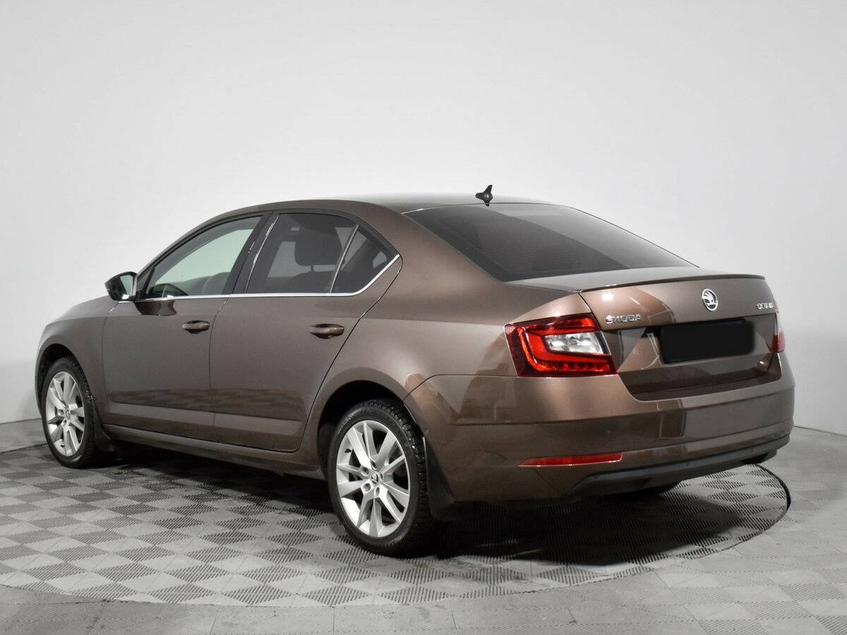 Skoda Octavia с пробегом — 2017 год. Фото: #6