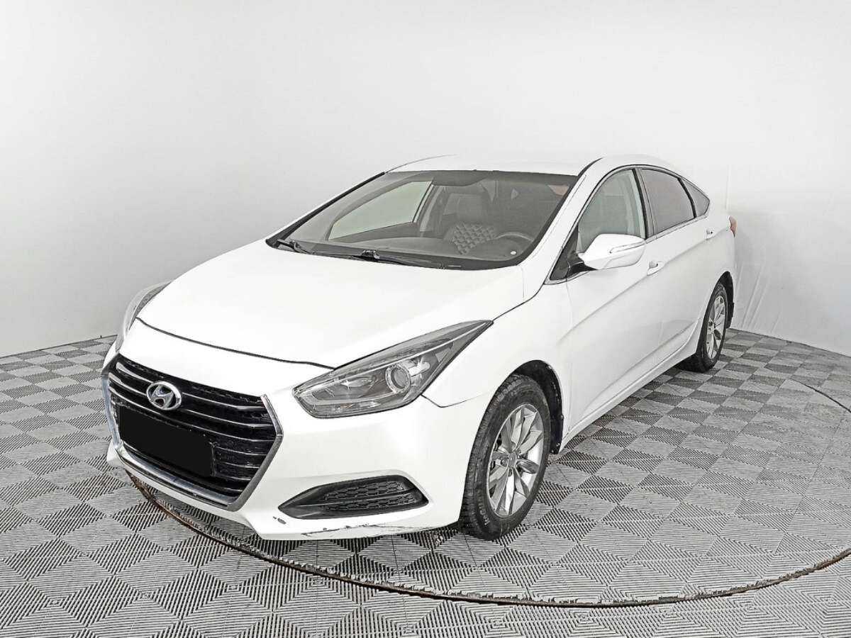 Hyundai i40 с пробегом — 2015 год. Фото: #0