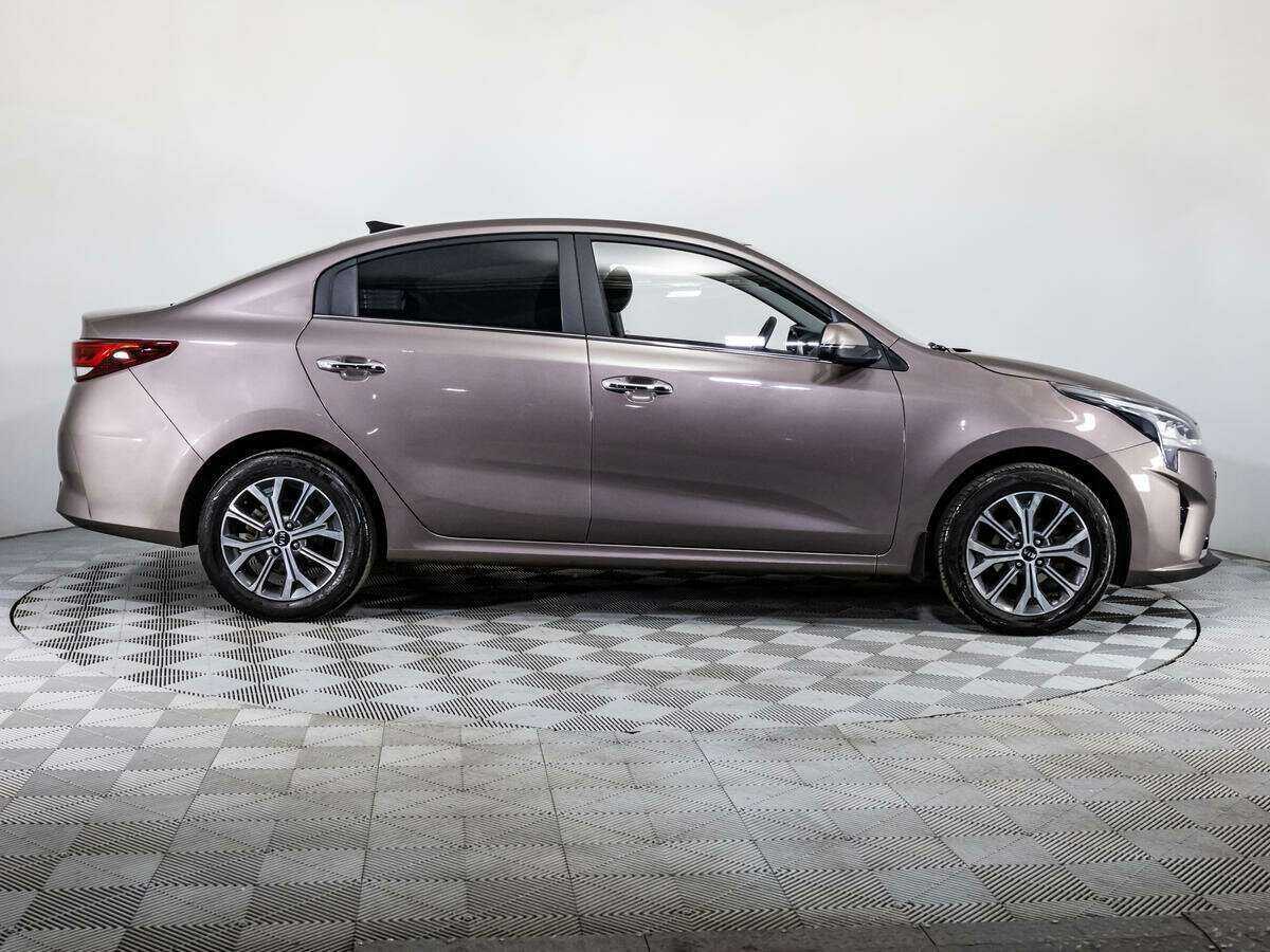 Kia Rio с пробегом — 2021 год. Фото: #3
