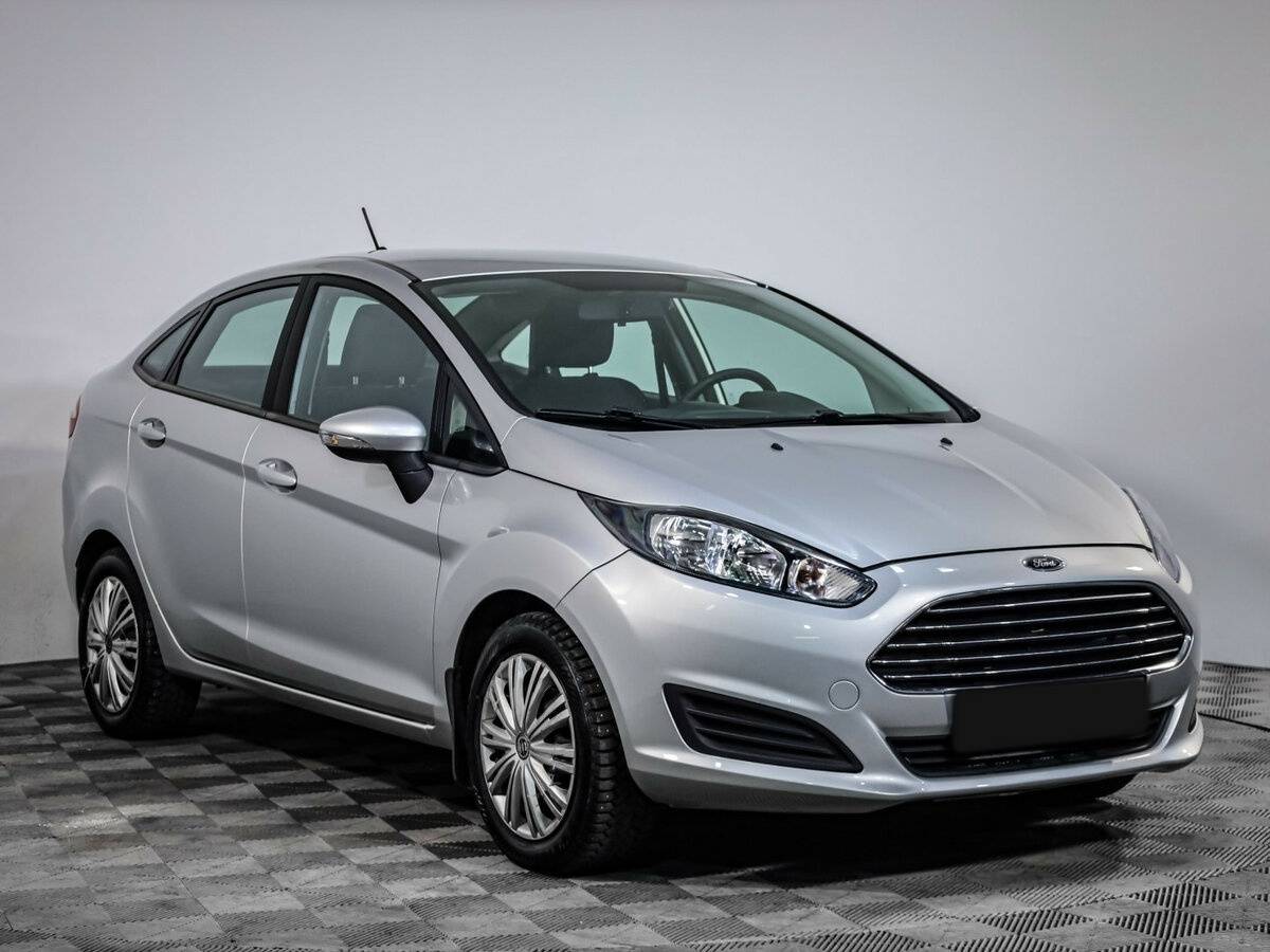 Ford Fiesta с пробегом — 2016 год. Фото: #2