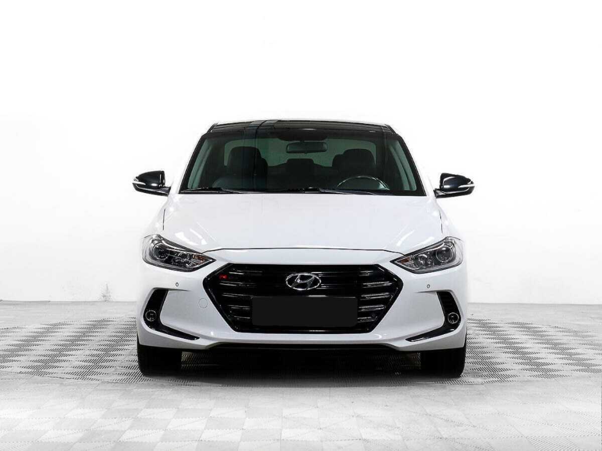 Hyundai Elantra с пробегом — 2017 год. Посмотреть фото