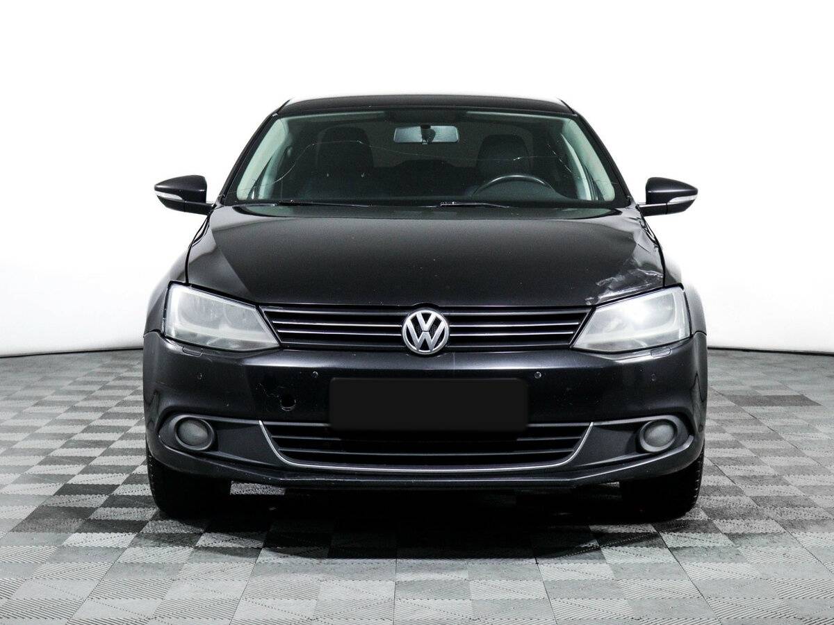 Volkswagen Jetta с пробегом — 2013 год. Фото: #1