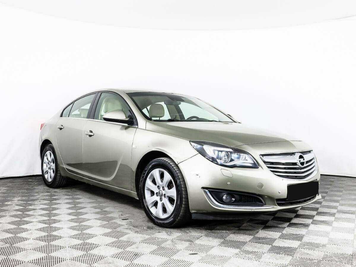 Opel Insignia с пробегом — 2014 год. Фото: #2