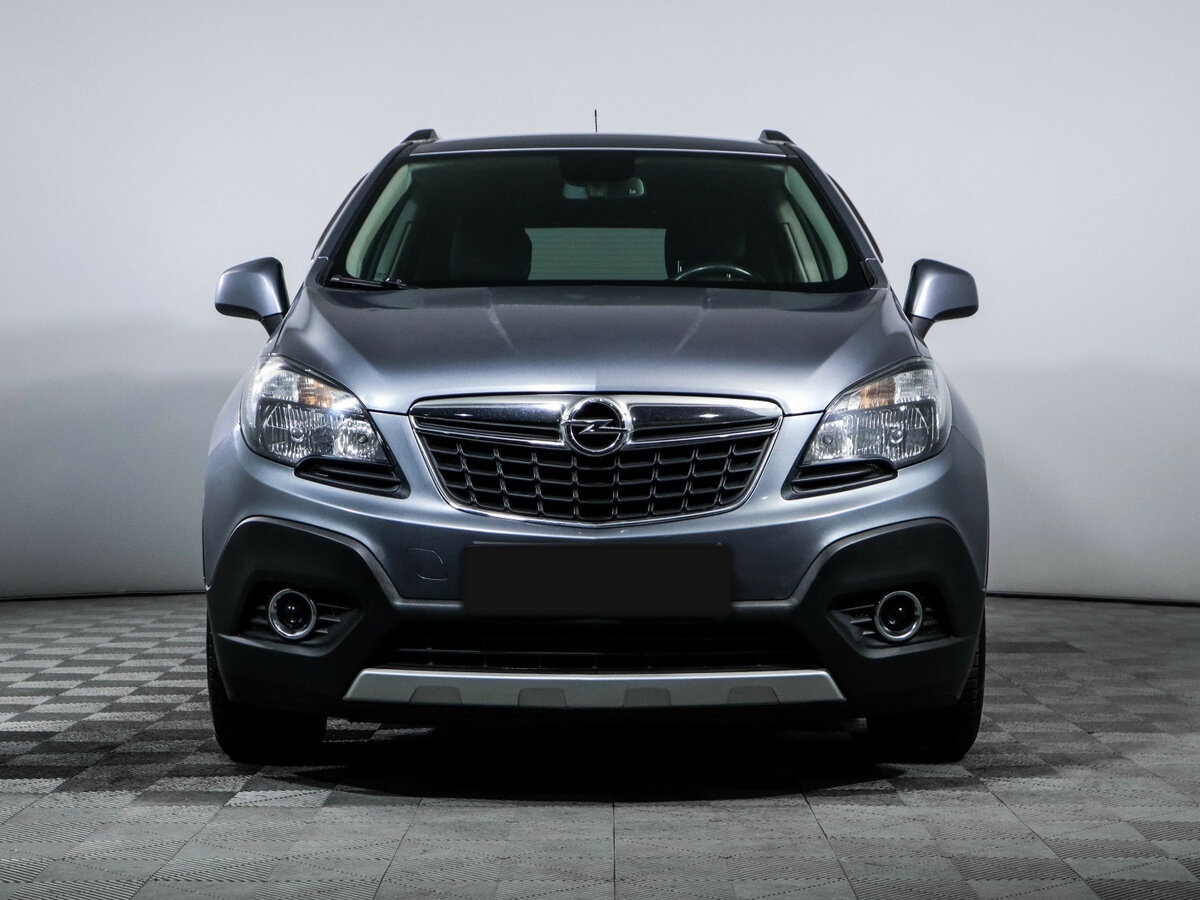 Opel Mokka с пробегом — 2015 год. Фото: #1
