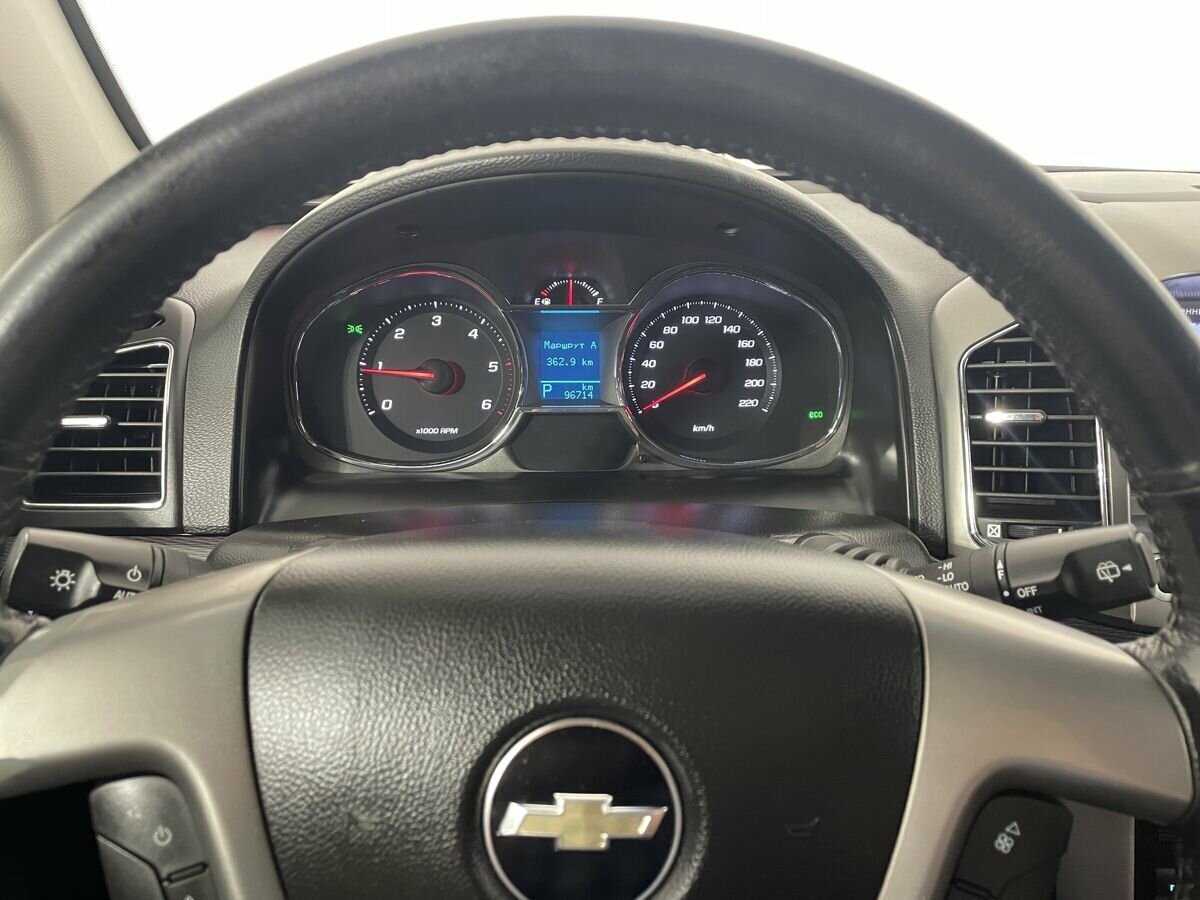 Chevrolet Captiva с пробегом — 2014 год. Фото: #10