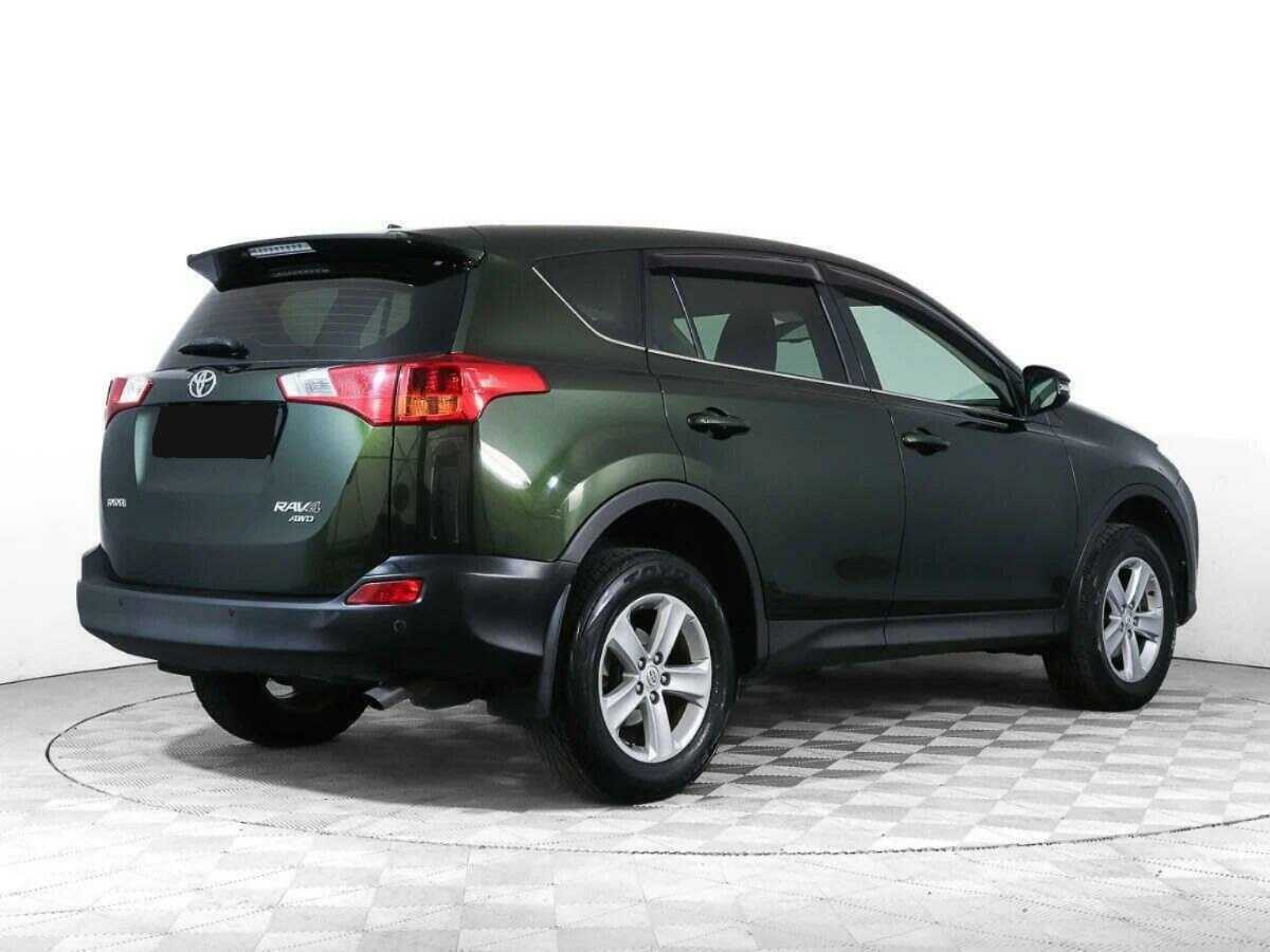 Toyota RAV4 с пробегом — 2012 год. Фото: #4