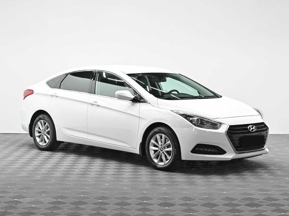 Hyundai i40 с пробегом — 2016 год. Фото: #1