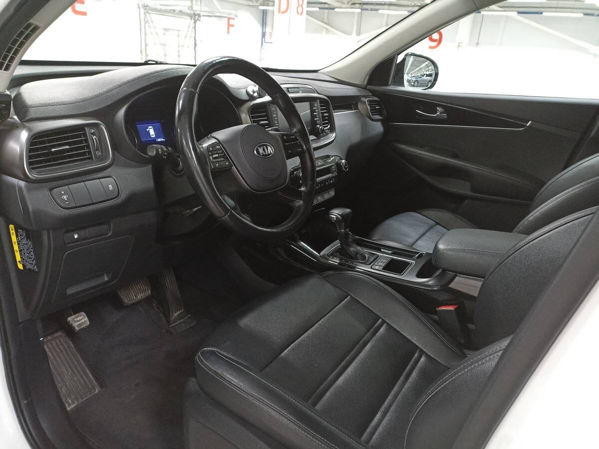 Kia Sorento с пробегом — 2018 год. Фото: #15
