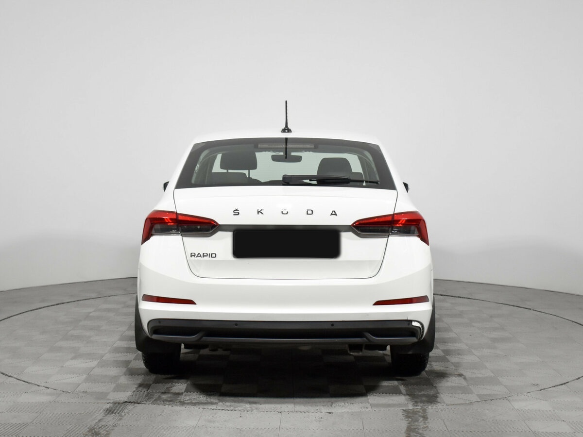 Skoda Rapid с пробегом — 2022 год. Фото: #5