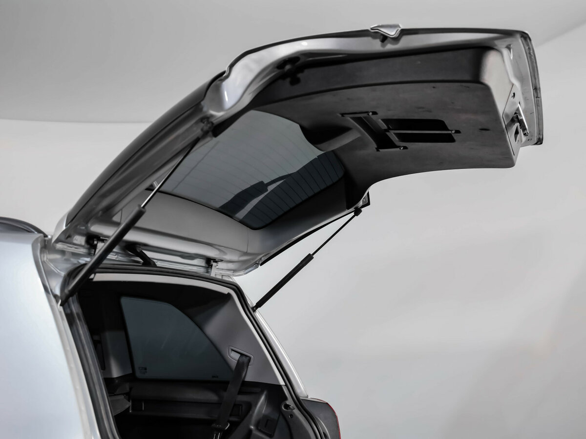 Ford Kuga с пробегом — 2015 год. Фото: #30