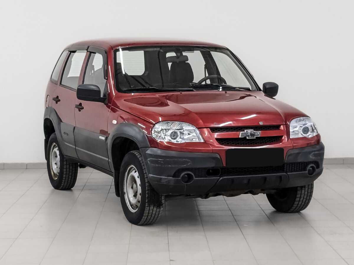 Chevrolet Niva с пробегом — 2015 год. Фото: #2